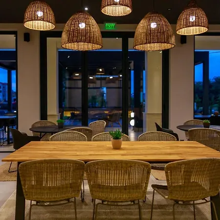 Hotel Life Antares *