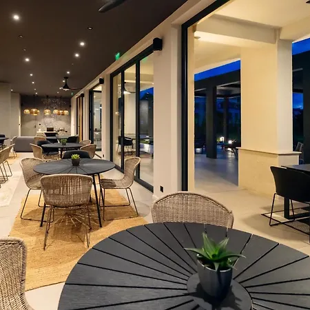Life Antares Hotel