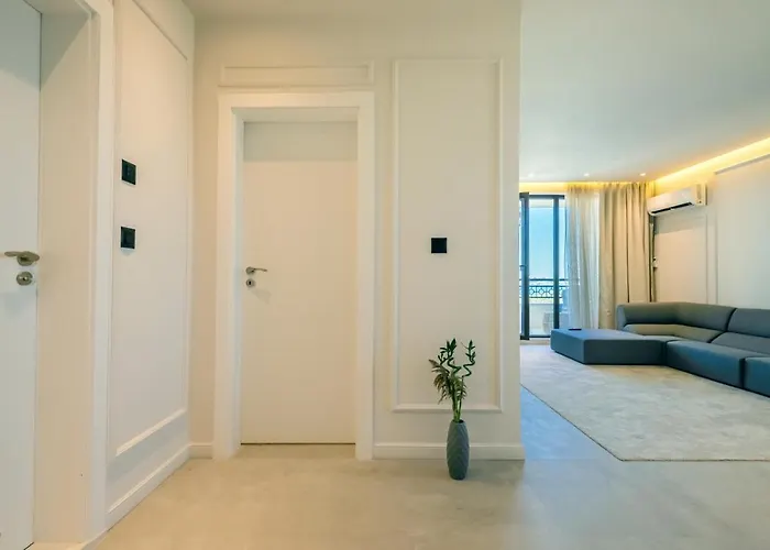 Life Antares Hotel *